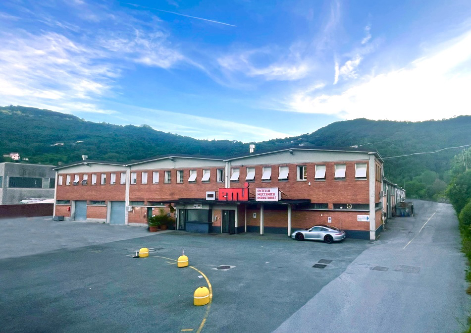 E.M.I. bulloneria speciale dal 1971, unione tra esperienza artigianale e innovazione tecnologica.